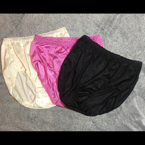Other - 🌈💖 3 pair of silky shiny panties size M/9
